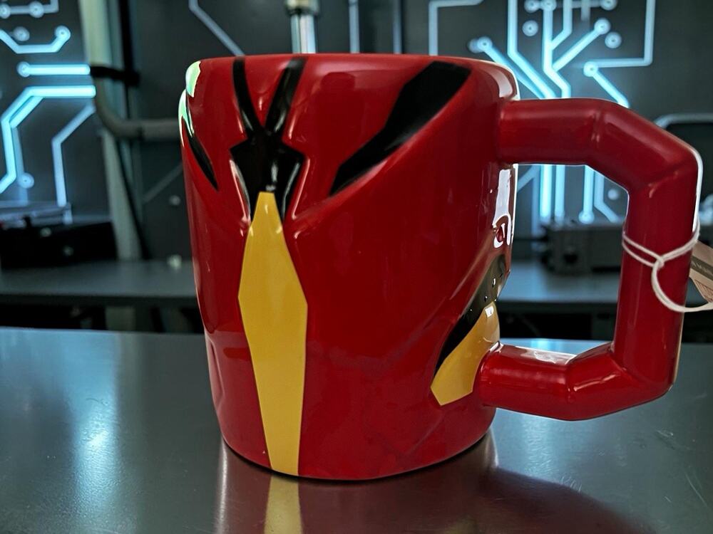 Paladone Marvel Iron Man Heat Changing Arc Reactor Shaped Mug 4.3in